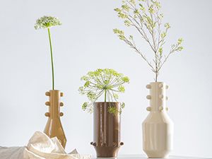 3 Vasen in warmen Tönen: Beige, Senf und Hellbraun aus Keramik