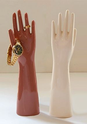 Hand aus Keramik zur Aufbewahrung von Schmuck